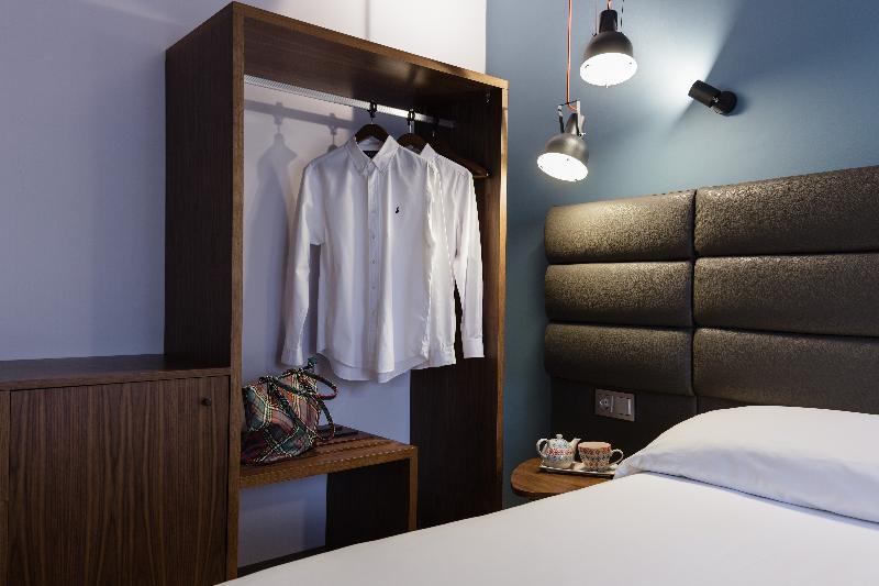 Hotel Pamplona Plaza Екстериор снимка